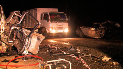 Un cuplu de moldoveni a murit intr-un grav accident in Ucraina. BMW-ul era condus de fiul lor - FOTO Un cuplu de moldoveni a murit intr-un grav accident in Ucraina. BMW-ul era condus de fiul lor - FOTO