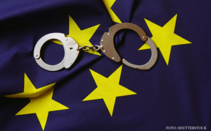 Verdict dur al expertilor, dupa atentatele din Paris si Bruxelles. Principala vulnerabilitate a Europei este chiar UE