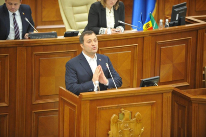 Un nou mesaj pe pagina de Facebook a lui Vlad Filat. Textul integral Un nou mesaj pe pagina de Facebook a lui Vlad Filat. Textul integral