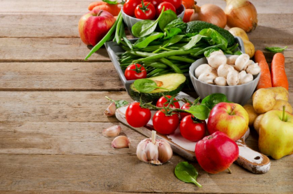 Cea mai eficienta dieta anti-cancer. Alimente pe care sa le incluzi in alimentatia zilnica si alimente de evitat

