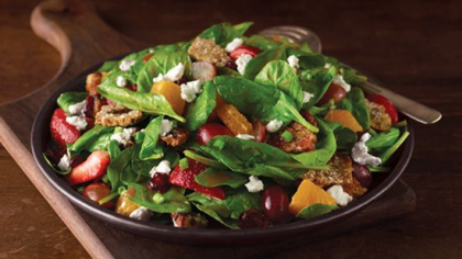 Salata energizanta, plina de vitamine, gata in cateva minute Salata energizanta, plina de vitamine, gata in cateva minute