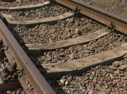 Accident grav pe calea ferata: O tanara de 18 ani a fost lovita in plin de tren