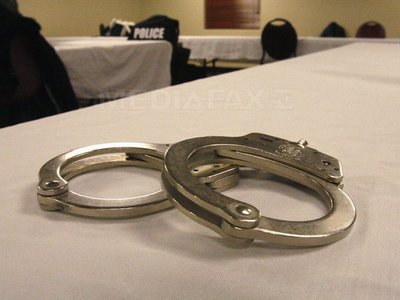 Adolescent de 16 ani, inculpat in Australia pentru pregatirea unui atentat care urma sa aiba loc luni Adolescent de 16 ani, inculpat in Australia pentru pregatirea unui atentat care urma sa aiba loc luni