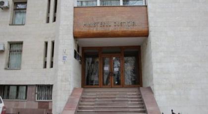 "A fost o eroare tehnica". Cum comenteaza cei de la Ministerul Justitiei mesajul postat de Maia Sandu "A fost o eroare tehnica". Cum comenteaza cei de la Ministerul Justitiei mesajul postat de Maia Sandu