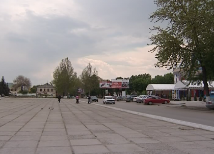 Cei doi barbati, gasiti fara suflare pe marginea unui drum din Cahul, au fost batuti de trei indivizi pentru ca ar fi incercat sa fure din casa unuia dintre ei Cei doi barbati, gasiti fara suflare pe marginea unui drum din Cahul, au fost batuti de trei indivizi pentru ca ar fi incercat sa fure din casa unuia dintre ei
