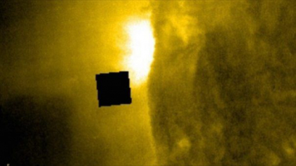 Un misterios CUB negru a aparut in apropierea Soarelui. Ce spun expertii in OZN-uri este de-a dreptul halucinant - FOTO Un misterios CUB negru a aparut in apropierea Soarelui. Ce spun expertii in OZN-uri este de-a dreptul halucinant - FOTO
