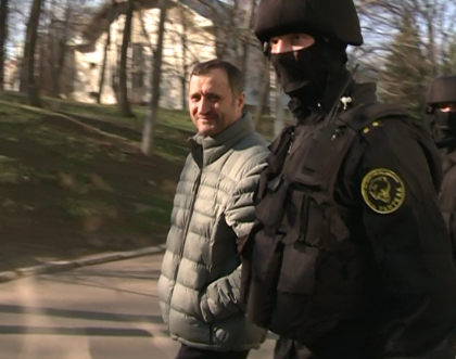 Vlad Filat isi sarbatoreste cei 47 de ani dupa gratii. El nu a putut fi vizitat de rude Vlad Filat isi sarbatoreste cei 47 de ani dupa gratii. El nu a putut fi vizitat de rude