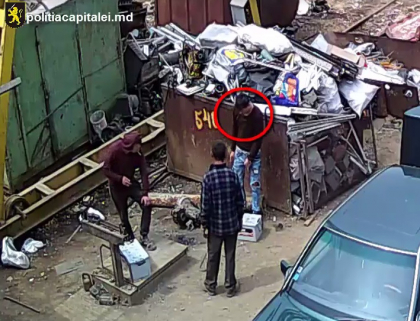 Un tanar este CAUTAT de politie. Ar fi furat doua acumulatoare de la un camion, care era parcat pe o strada din sectorul Rascani