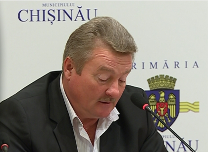 Dosarul Primaria. Viceprimarul Vlad Cotet va fi adus astazi la Judecatoria Buiucani unde procurorii vor cere mandat de arest pe numele acestuia Dosarul Primaria. Viceprimarul Vlad Cotet va fi adus astazi la Judecatoria Buiucani unde procurorii vor cere mandat de arest pe numele acestuia