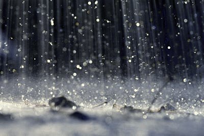 Urca temperatura in termometre, insa ploile nu ne lasa. Cum va fi vremea in urmatoarele zile