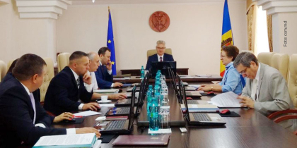 Judecatorarea care a obligat CEC sa accepte referendumul DA va fi cercetata penal. CSM a sfidat presiunea societatii civile si a satisfacut solicitarea procurorului general - ZdG Judecatorarea care a obligat CEC sa accepte referendumul DA va fi cercetata penal. CSM a sfidat presiunea societatii civile si a satisfacut solicitarea procurorului general - ZdG