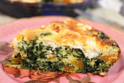 Quiche cu spanac, mozzarella si parmezan, fara crusta. O reteta ideala pentru o masa rapida