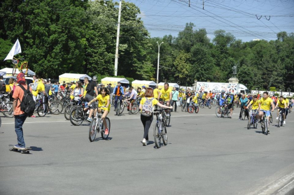 Start VeloHora! Zeci de biciclisti, pe strazile din capitala - GALERIE FOTO