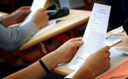Bacalaureat 2016. Astazi, elevii au sustinut proba scrisa la limba straina Bacalaureat 2016. Astazi, elevii au sustinut proba scrisa la limba straina