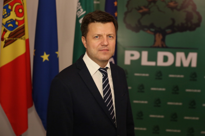 Deputatul Octavian Grama paraseste randurile PLDM. Mesajul postat pe pagina sa de Facebook: "voi fi deputat neafiliat politic" - FOTO