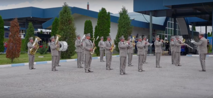 De ziua lor profesionala, au cantat in toata tara: Fanfara Politiei de Frontiera a vestit pe la hotare marea sarbatoare - VIDEO