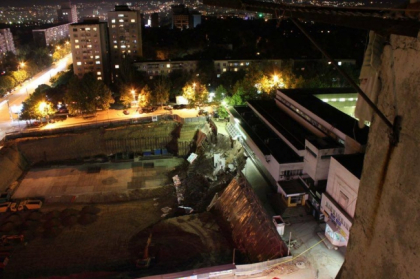 Inspectii la toate santierele de constructii din capitala. "Se vor face verificari pentru a preveni incidentele ca cel de pe strada Miron Costin" Inspectii la toate santierele de constructii din capitala. "Se vor face verificari pentru a preveni incidentele ca cel de pe strada Miron Costin"