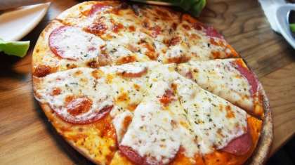 Cum se prepara blatul de pizza perfect! Iata reteta Cum se prepara blatul de pizza perfect! Iata reteta