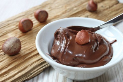 Cum sa prepari acasa cea mai buna crema de ciocolata Cum sa prepari acasa cea mai buna crema de ciocolata
