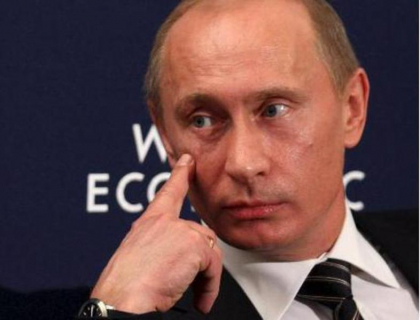 Mercedes se duce in ograda lui Putin. Decizia neasteptata a nemtilor de la Daimler, cand toata Europa impune sanctiuni Rusiei Mercedes se duce in ograda lui Putin. Decizia neasteptata a nemtilor de la Daimler, cand toata Europa impune sanctiuni Rusiei
