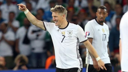 MILIK la NIMIC! Germania 0-0 Polonia, doua ocazii monumentale ale lui Milik. Ucraina este prima echipa eliminata matematic de la Euro
MILIK la NIMIC! Germania 0-0 Polonia, doua ocazii monumentale ale lui Milik. Ucraina este prima echipa eliminata matematic de la Euro