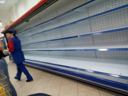 Tiraspolul fara produse alimentare. Imagini dramatice dupa ce furnizorul cel mai mare de produse alimentare din regiunea a ramas cu DEPOZITELE pustii - GALERIE FOTO 