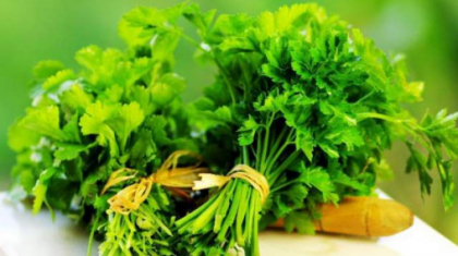 Cura miraculoasa de doua saptamani. Ce se intampla daca consumi zilnic patrunjel Cura miraculoasa de doua saptamani. Ce se intampla daca consumi zilnic patrunjel