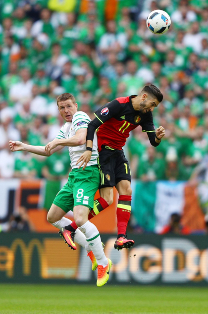 Belgienii s-au dezlantuit la Euro. Au invins selectionata Irlandei cu 3 la 0 si au toate sansele sa acceada in play-off-ul competitiei Belgienii s-au dezlantuit la Euro. Au invins selectionata Irlandei cu 3 la 0 si au toate sansele sa acceada in play-off-ul competitiei