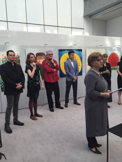 Sediul din Bruxelles al Parlamentului European a gazduit vernisajul expozitiei "Romania - Republica Moldova: Doua tari, un singur suflet" - GALERIE FOTO Sediul din Bruxelles al Parlamentului European a gazduit vernisajul expozitiei "Romania - Republica Moldova: Doua tari, un singur suflet" - GALERIE FOTO