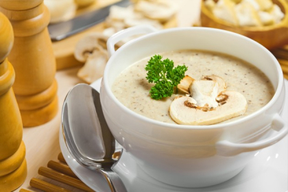 Supa crema de ciuperici savuroasa. Vezi cum se prepara