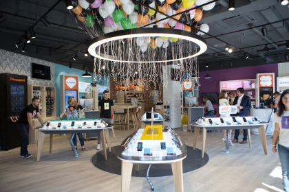 (P) Orange Smart Store, pentru o calatorie digitala completa - GALERIE FOTO/VIDEO (P) Orange Smart Store, pentru o calatorie digitala completa - GALERIE FOTO/VIDEO