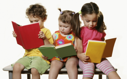 Proiectul Novateca face bibliotecile mult mai atractive pentru copii. Acum, picii din Anenii Noi se pot distra asa cum vor - VIDEO