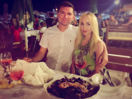 Katalina Rusu, rasfat de printesa, in vacanta! Vezi cu ce delicii culinare se alinta artista impreuna cu iubitul sau - FOTO Katalina Rusu, rasfat de printesa, in vacanta! Vezi cu ce delicii culinare se alinta artista impreuna cu iubitul sau - FOTO