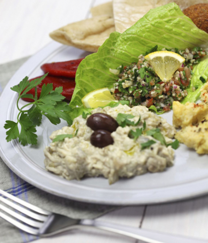 Reteta delicioasa de salata de vinete fara maioneza Reteta delicioasa de salata de vinete fara maioneza
