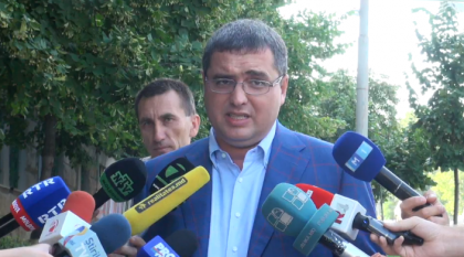 Renato Usatii, audiat la Procuratura Anticoruptie dupa ce a declarat ca Plahotniuc i-a propus un milion si jumatate de dolari pentru a parasi tara Renato Usatii, audiat la Procuratura Anticoruptie dupa ce a declarat ca Plahotniuc i-a propus un milion si jumatate de dolari pentru a parasi tara