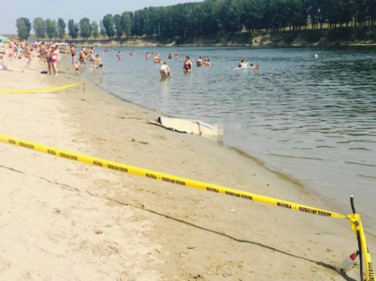 Filmul tragediei de la Vadul lui Voda. Tanara care s-a inecat in Nistru era in apa cu iubitul si fratele acestuia. Tatal baietilor a reusit sa-si salveze fiii: unul dintre ei se afla la reanimare Filmul tragediei de la Vadul lui Voda. Tanara care s-a inecat in Nistru era in apa cu iubitul si fratele acestuia. Tatal baietilor a reusit sa-si salveze fiii: unul dintre ei se afla la reanimare