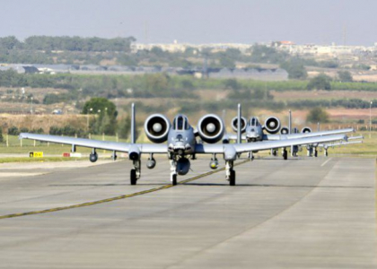 
Incirlik, locul unde se ascunde spaima jihadistilor. Cum arata baza militara intesata de avioanele si dronele care ii secera pe luptatorii autoproclamatului Stat Islamic - GALERIE FOTO
