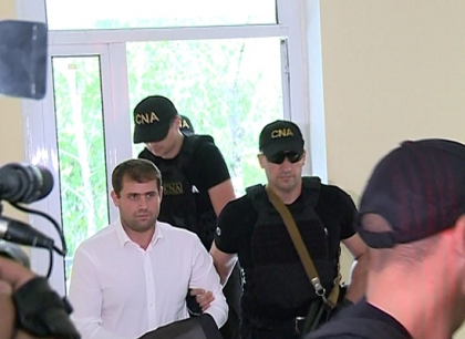 Ilan Sor, eliberat din izolator si trimis in arest la domiciliu Ilan Sor, eliberat din izolator si trimis in arest la domiciliu