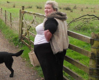 Aceasta femeie a slabit 90 de kilograme, iar acum frange inimile barbatilor. Este de nerecunoscut Aceasta femeie a slabit 90 de kilograme, iar acum frange inimile barbatilor. Este de nerecunoscut