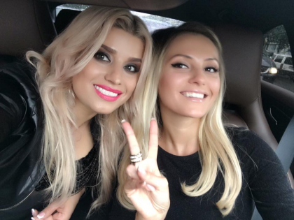 Tany Vander, surpriza delicioasa pentru prietena sa, Natalia Colesnic. Cu ce a surprins-o focoasa blonda pe cea mai sexy femeie din Moldova Tany Vander, surpriza delicioasa pentru prietena sa, Natalia Colesnic. Cu ce a surprins-o focoasa blonda pe cea mai sexy femeie din Moldova