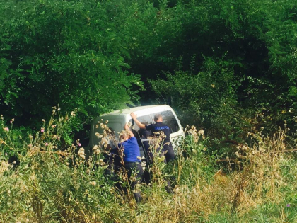 Un sofer a pierdut controlul volanului si a iesit de pe carosabil. Soseaua Chisinau-Hancesti, blocata - GALERIE FOTO Un sofer a pierdut controlul volanului si a iesit de pe carosabil. Soseaua Chisinau-Hancesti, blocata - GALERIE FOTO