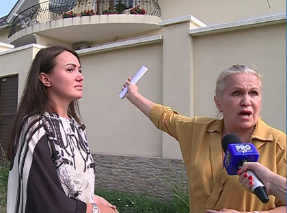Explicatiile chiriasilor de la Truseni - sustin ca au efectuat lucrari de reparatii de sute de euro si au convenit cu proprietara ca vor sta mai mult - FOTO Explicatiile chiriasilor de la Truseni - sustin ca au efectuat lucrari de reparatii de sute de euro si au convenit cu proprietara ca vor sta mai mult - FOTO