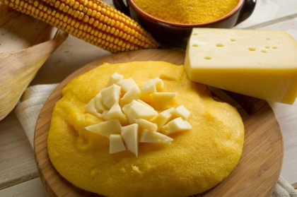 Dieta rapida cu mamaliga! Cum sa mananci gustos si sa slabesti 15 kg in doar o luna Dieta rapida cu mamaliga! Cum sa mananci gustos si sa slabesti 15 kg in doar o luna