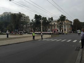 Repetitii pentru Ziua Independentii pe... santierul din PMAN. Muzica de fanfara, inlocuita cu zgomotul lucrarilor de reconstructie. Ce trebuie sa stie soferii - GALERIE FOTO