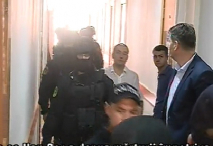 Demersul lui Platon urmeaza sa fie examinat astazi de magistratii de la Judecatoria Buiucani. Platon: "am probe impotriva lui Plahotniuc, inclusiv in forma scrisa". Ce spune despre Sagaidac si Iaralov Demersul lui Platon urmeaza sa fie examinat astazi de magistratii de la Judecatoria Buiucani. Platon: "am probe impotriva lui Plahotniuc, inclusiv in forma scrisa". Ce spune despre Sagaidac si Iaralov