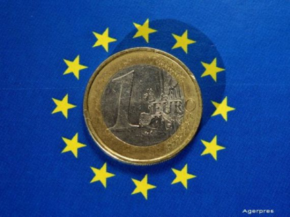 Un castigator al premiului Nobel pentru economie desfiinteaza moneda unica. Euro, un dezastru pentru UE, are zilele numarate Un castigator al premiului Nobel pentru economie desfiinteaza moneda unica. Euro, un dezastru pentru UE, are zilele numarate