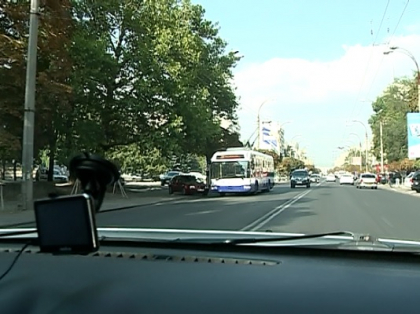 Daca aveti treaba maine prin capitala, inarmati-va cu rabdare. Motivul pentru care transportul public isi va schimba itinerarele