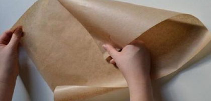 Utilizari socante ale hartiei de copt! Nu ti-ai fi imaginat niciodata ca poti face asa ceva cu ea Utilizari socante ale hartiei de copt! Nu ti-ai fi imaginat niciodata ca poti face asa ceva cu ea