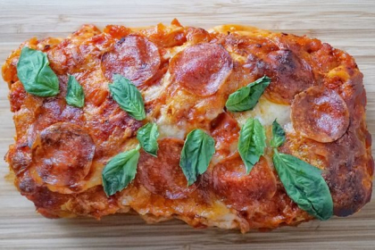 Pizza poloneza: cat de simplu se prepara si cat de apetisant arata Pizza poloneza: cat de simplu se prepara si cat de apetisant arata