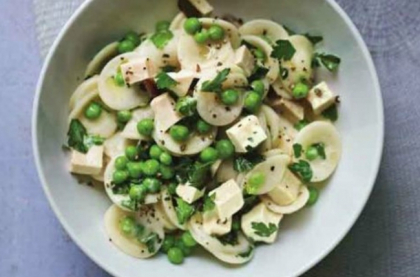 Paste cu pui si mazare! O reteta perfecta pentru cina Paste cu pui si mazare! O reteta perfecta pentru cina